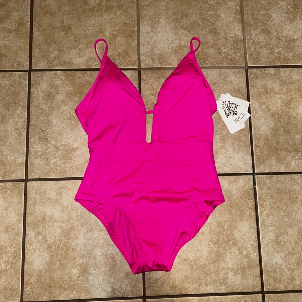 BECCA swimsuit size large NWT